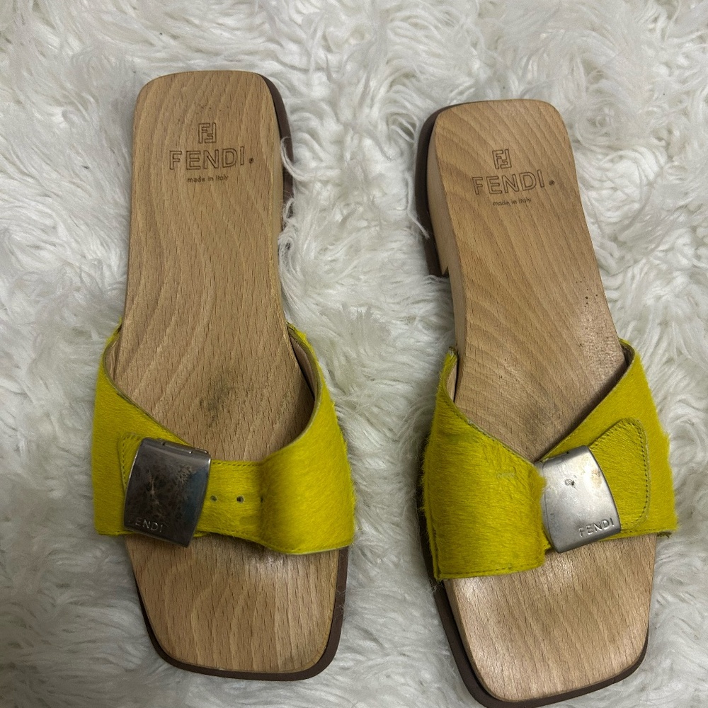 FENDI OPEN TOE CLOGS 37